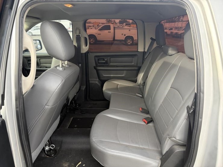 2017-dodge-ram-1500-image-15