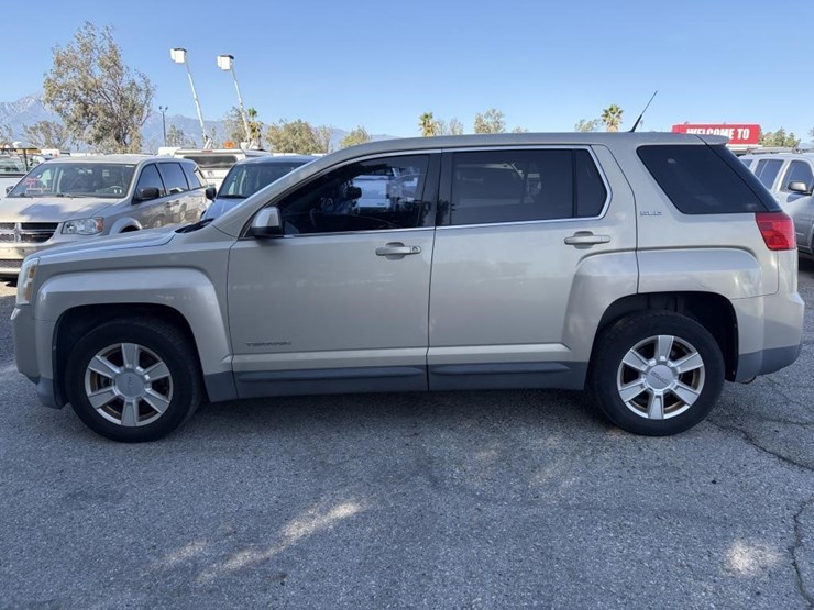 2012-gmc-terrain-sle-image-7