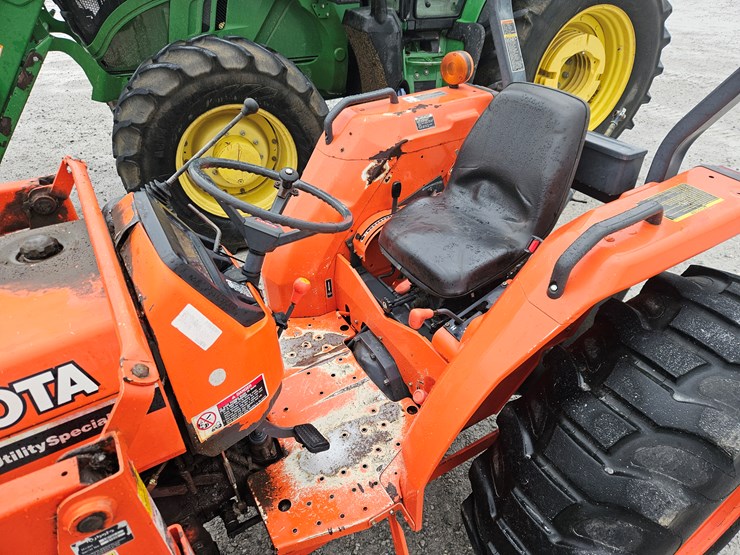 kubota-mx5000-image-10