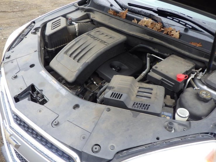 2013-chevrolet-equinox-image-10