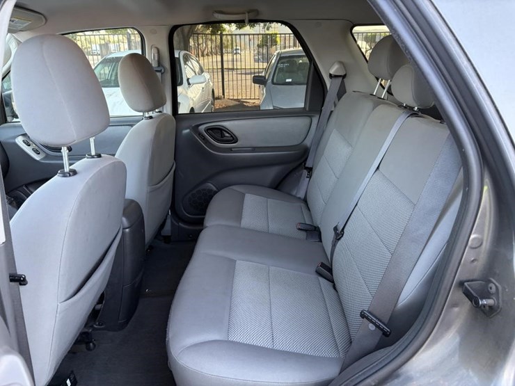 2006-ford-escape-xlt-image-16