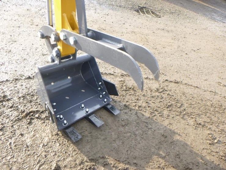 agt-mx12rx-hydraulic-excavator-image-9