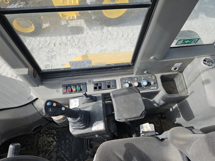 2016-sdlg-l938f-image-13