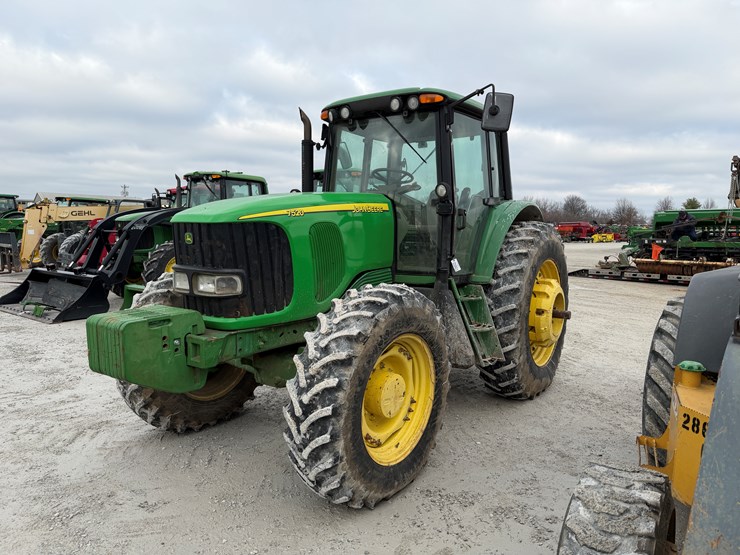 2003-john-deere-7520-image-22