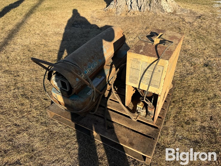 queen-&-l.b.-white-heaters-image-5