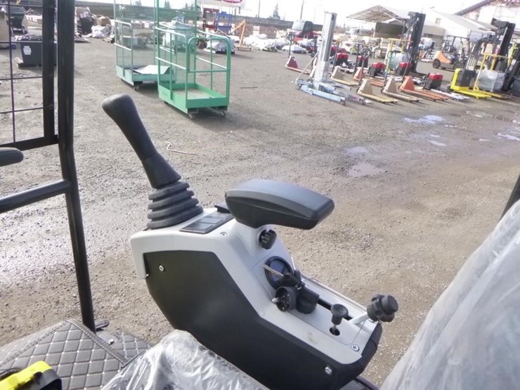 2025-tpm-18bs-hydraulic-excavator-image-23