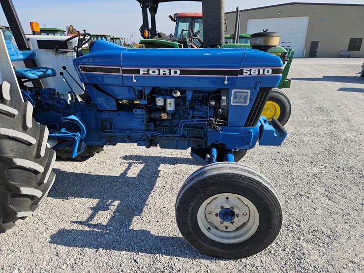 1990-ford-5610-image-3