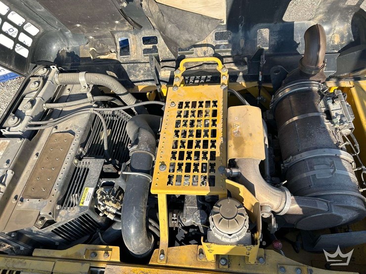2013-komatsu-pc360-image-12