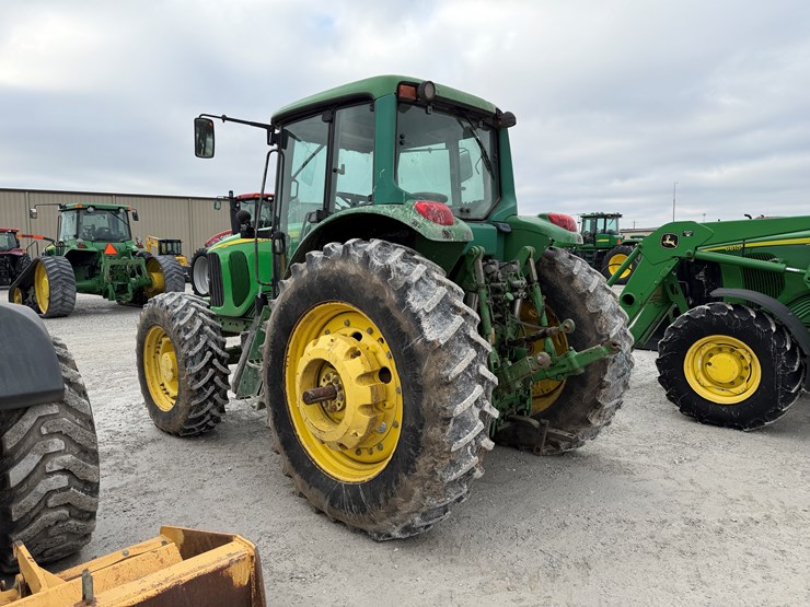 2003-john-deere-7520-image-12