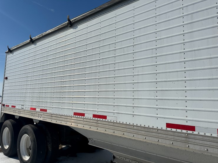 2016-timpte-hopper-bottom-image-60