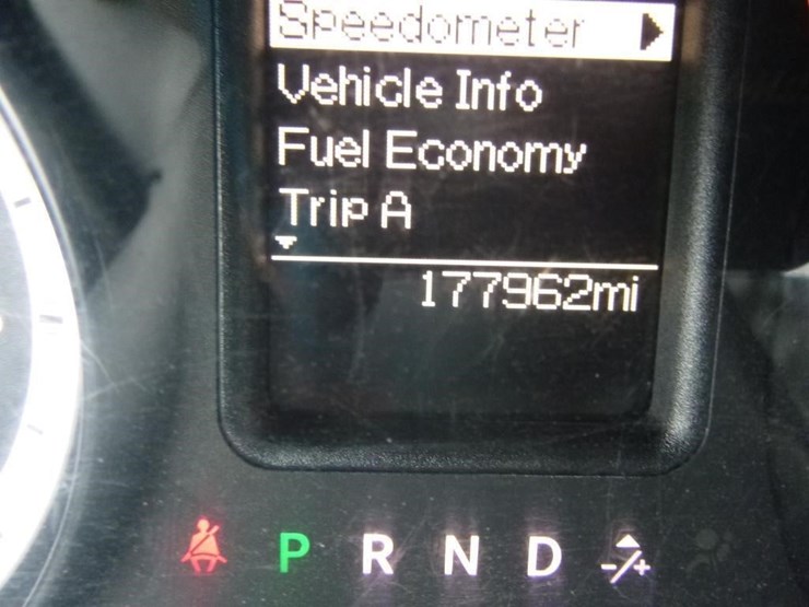 2014-dodge-1500-image-23