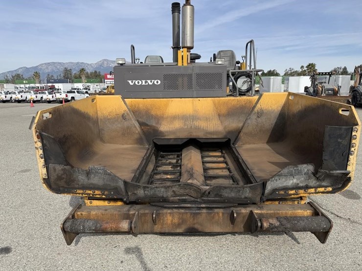2016-volvo-blaw-knox-pf-4410b-asphalt-paver-image-28