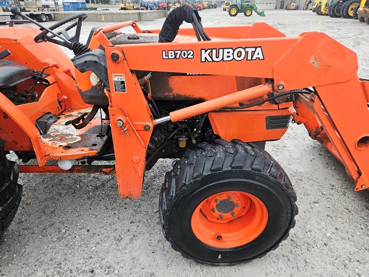 kubota-mx5000-image-21