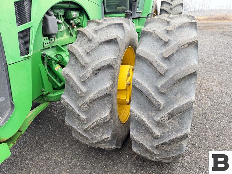 john-deere-8345r-image-12