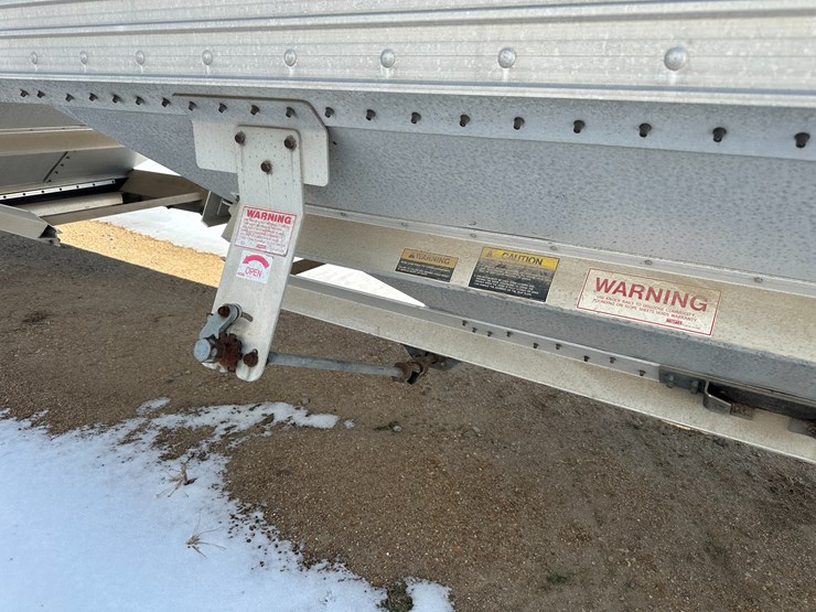 2016-timpte-hopper-bottom-image-24