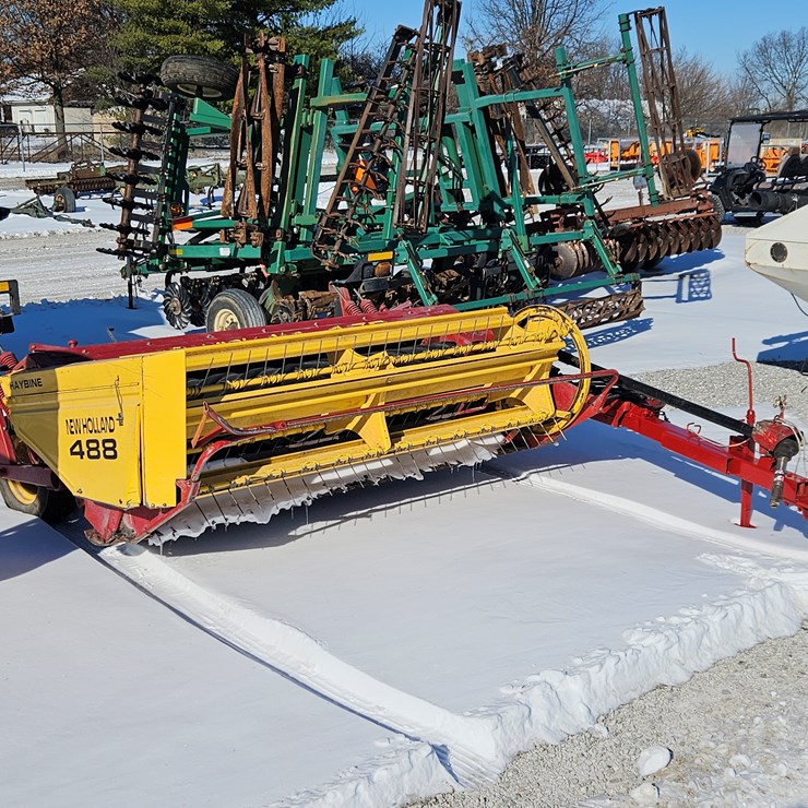 NEW HOLLAND 488