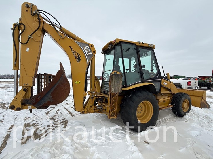 caterpillar-430d-image-17