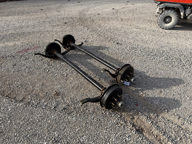 #210201-•-new-axles-image-2