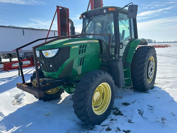 2014-john-deere-6105m-image-1