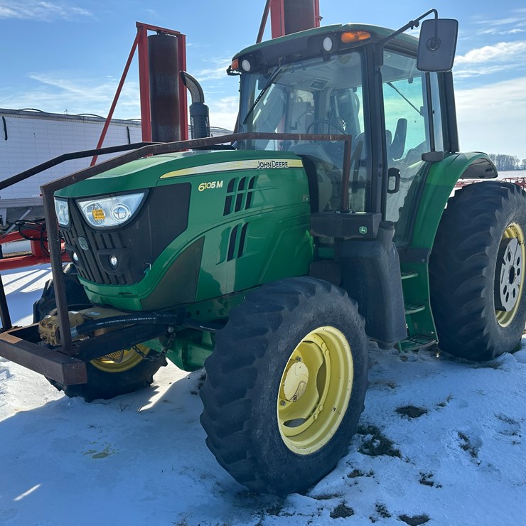 2014 JOHN DEERE 6105M