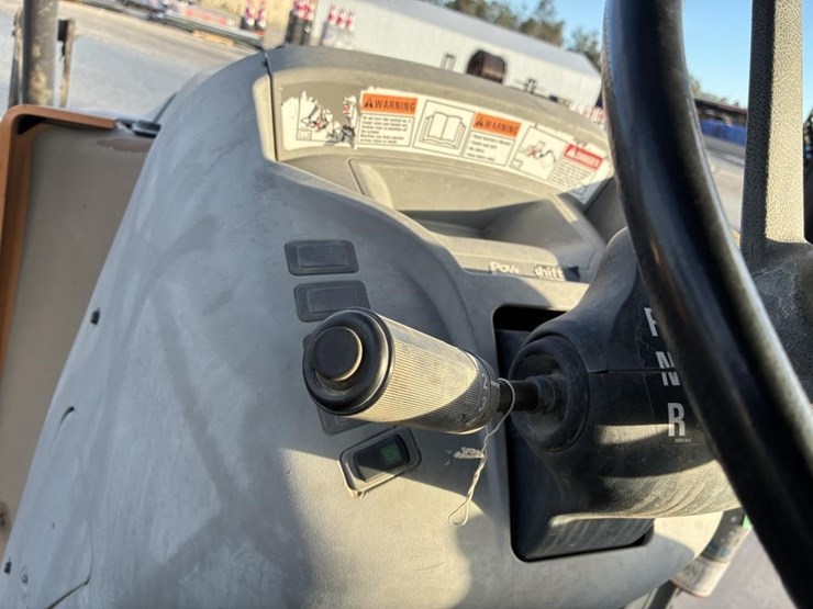 2017-case-580sn-image-22