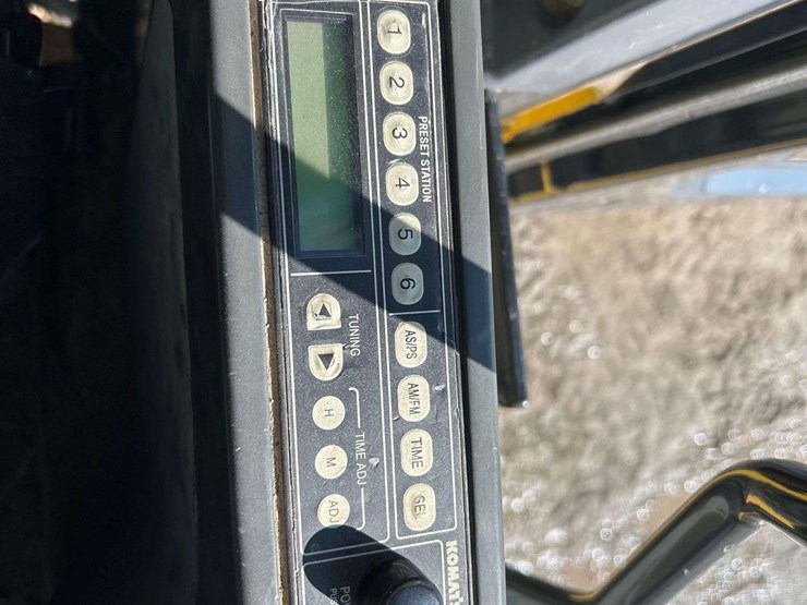 2013-komatsu-pc200-image-21