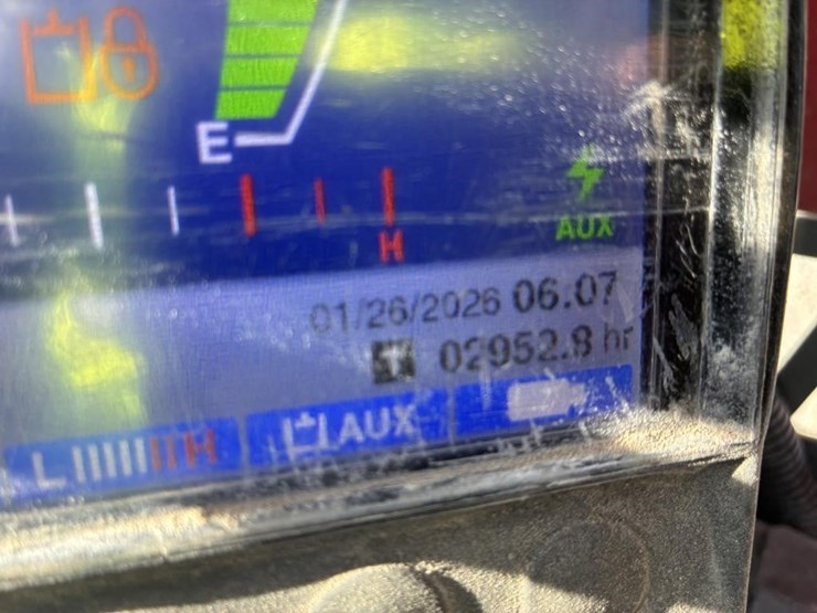 2019-takeuchi-tl10v2-image-16