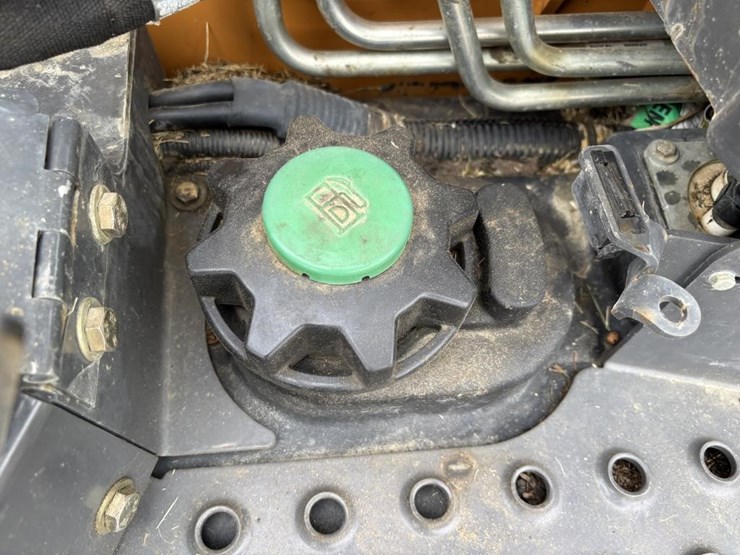 2018-case-580sn-image-36