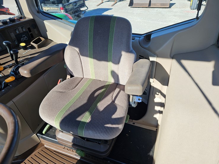 2003-john-deere-6420-image-13