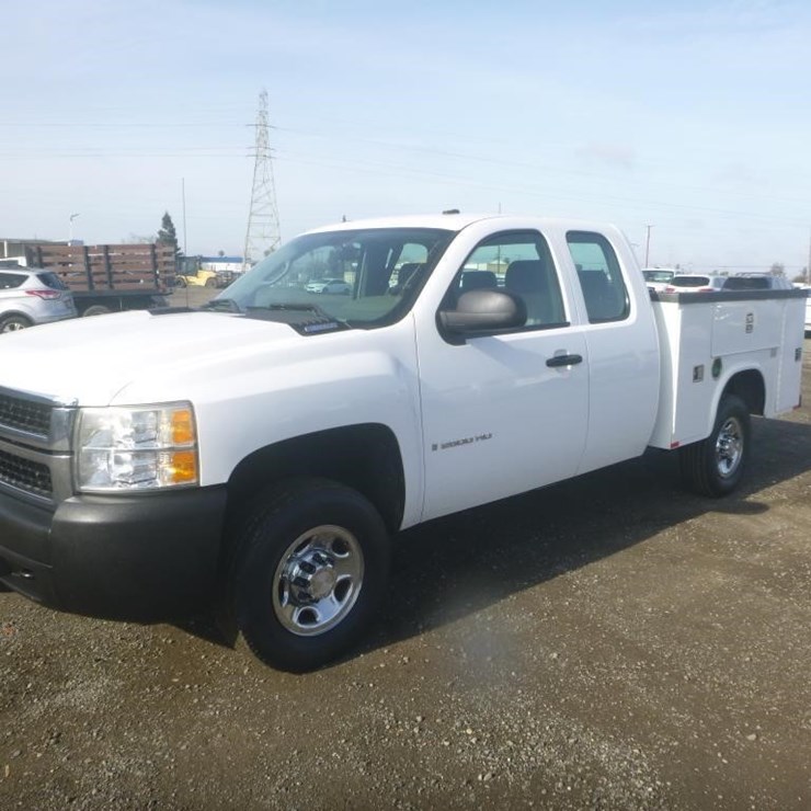 2009 CHEVROLET 2500