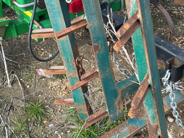 john-deere-2310-image-13