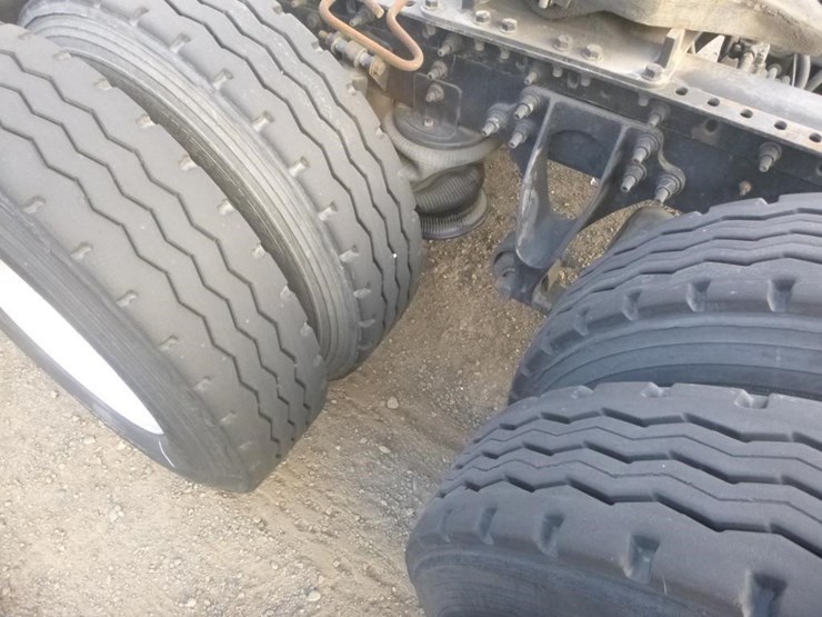 2012-international-prostar-image-22