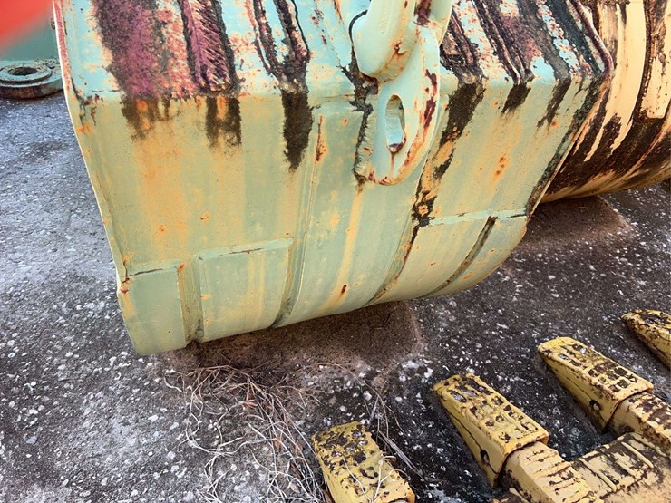 33”-bucket-image-7