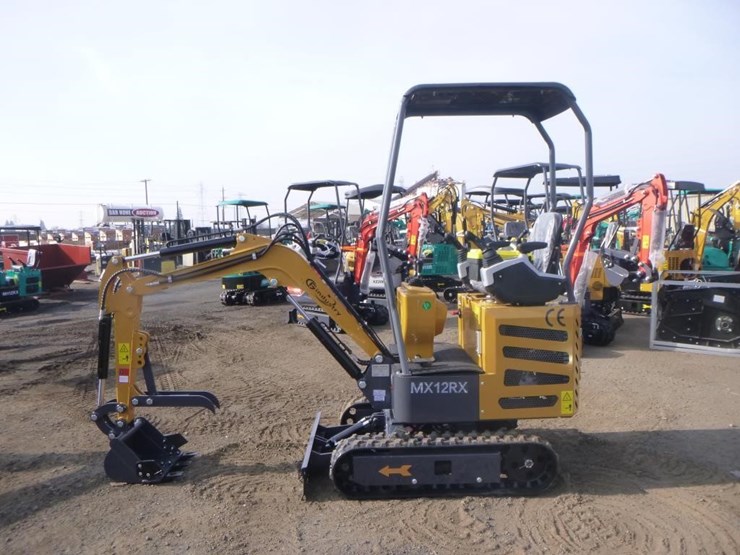 agt-mx12rx-hydraulic-excavator-image-5