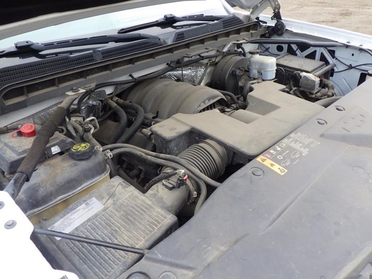 2018-chevrolet-1500-image-11