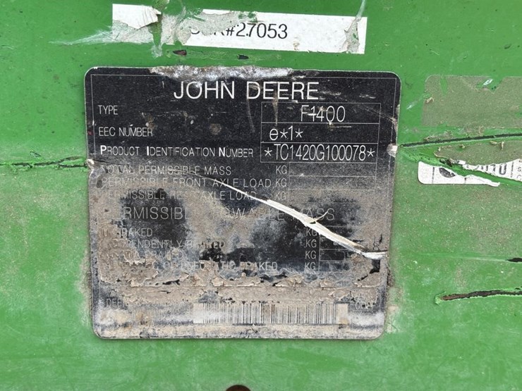 2010-john-deere-2010-image-29