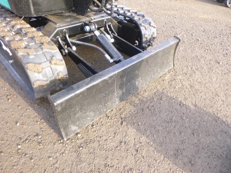 agt-qh12r-hydraulic-excavator-image-16