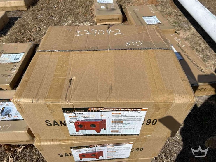 landhonor-lhr-sbc19-19-gallon-portable-sand-blasting-cabinet-image-2