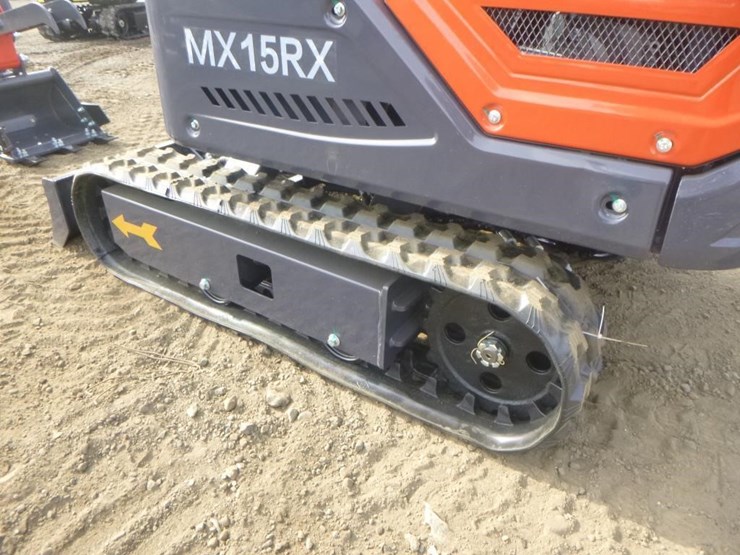 2025-agt-mx15rx-hydraulic-excavator-image-27