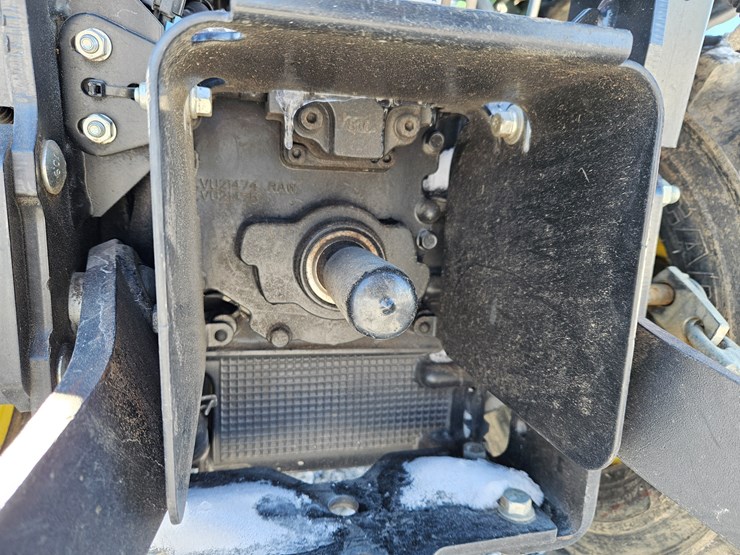 2018-john-deere-1023e-image-19