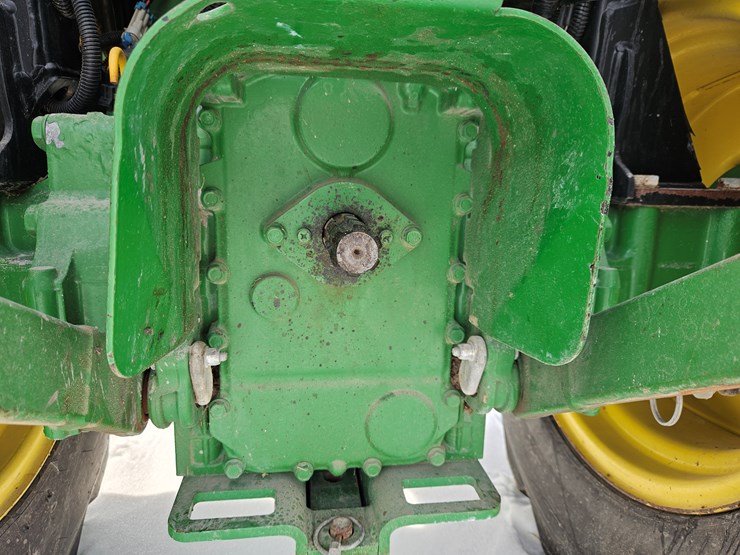 2017-john-deere-3033r-image-14