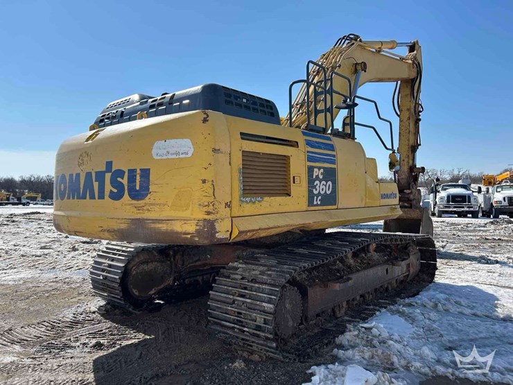 2016-komatsu-pc360lc-11-hydraulic-excavator-image-27
