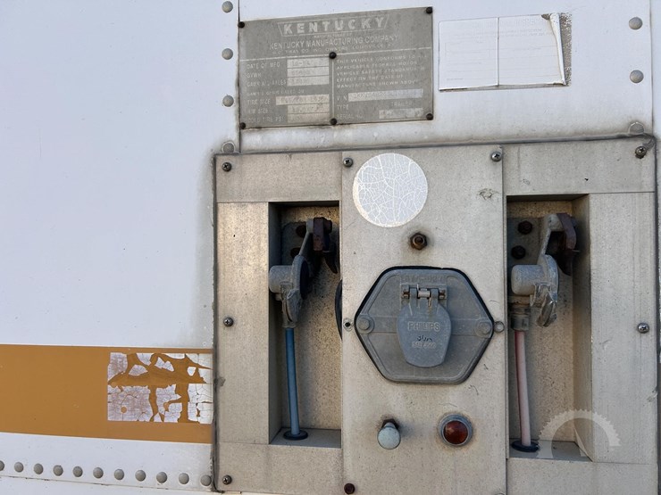 1994-kentucky-trailer-image-21