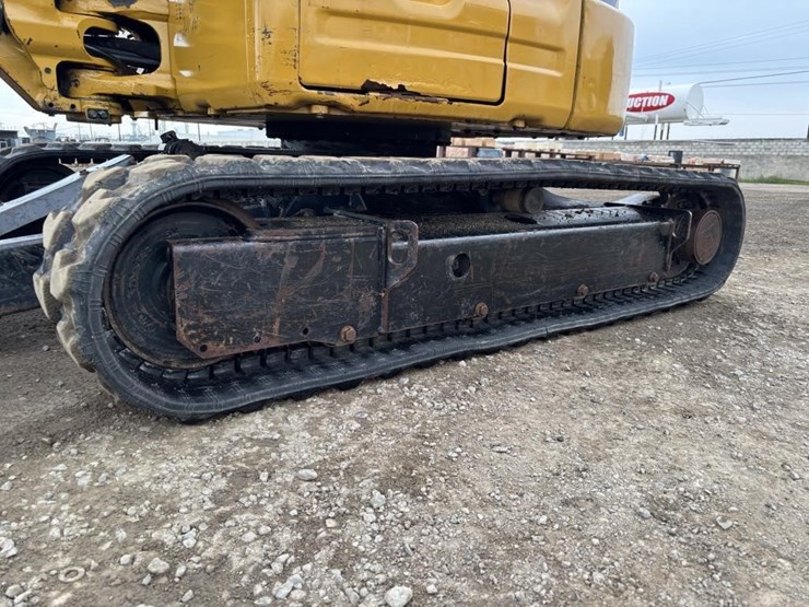 2018-caterpillar-303-image-21