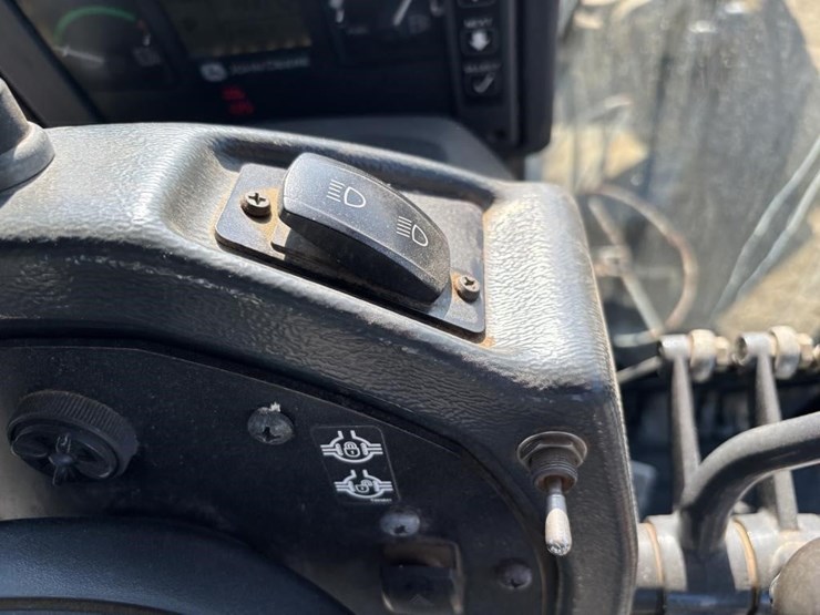 2008-deere-772d-image-47