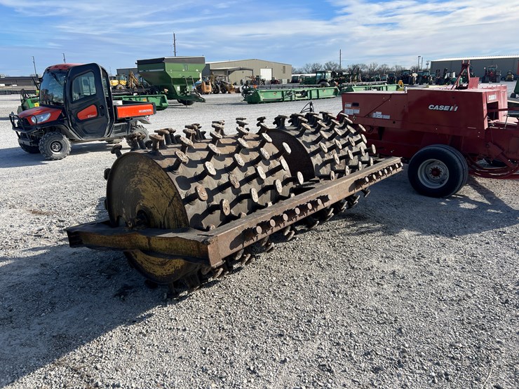 #210030-•-used-sheeps-foot-roller-image-2