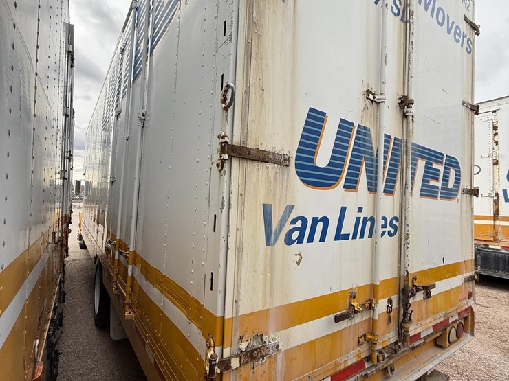 2000-international-4700-image-10