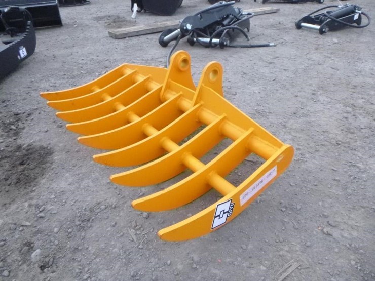 caterpillar-303-image-1