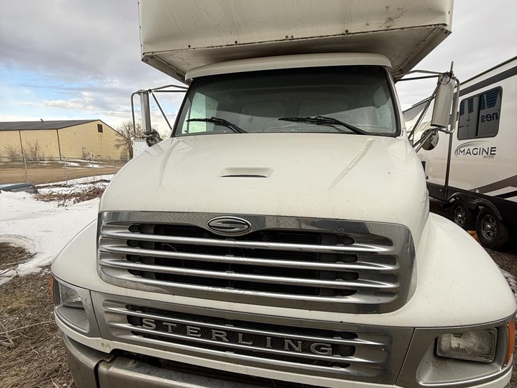 2005-sterling-acterra-image-2