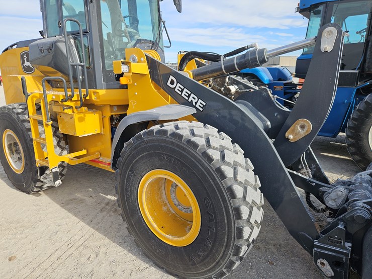 2022-deere-624p-image-6